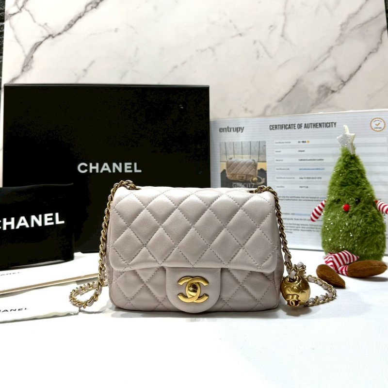 CHANEL 淡紫灰金球方胖-0