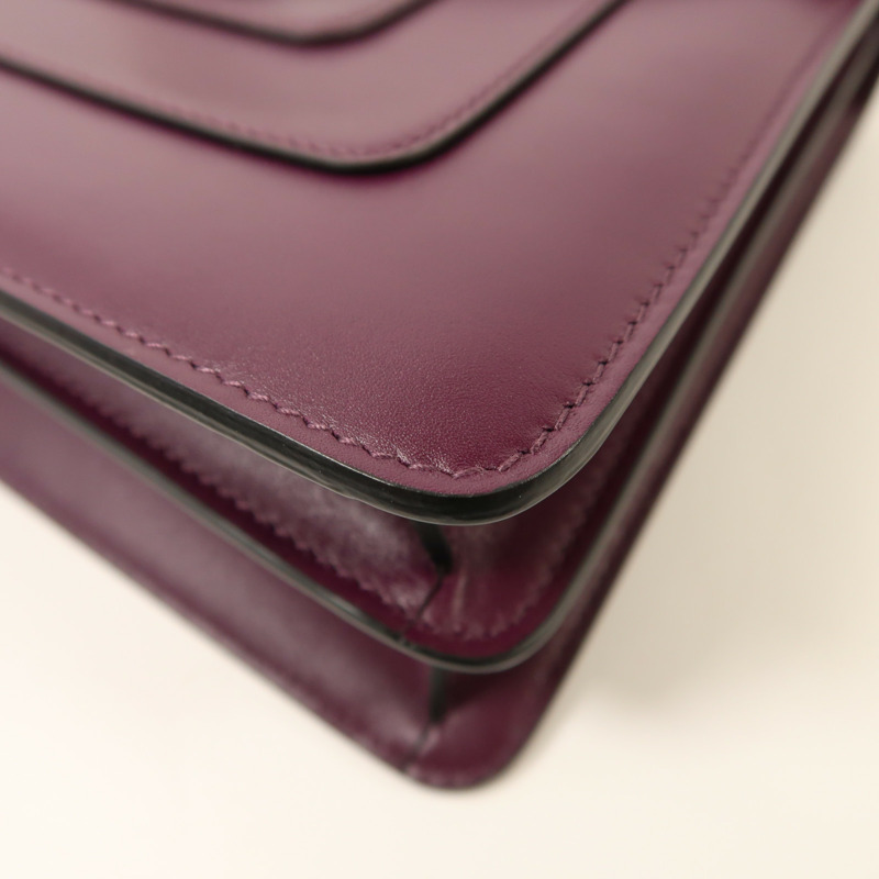 BVLGARI 牛皮皮革Serpenti Forever鏈帶肩背袋-12