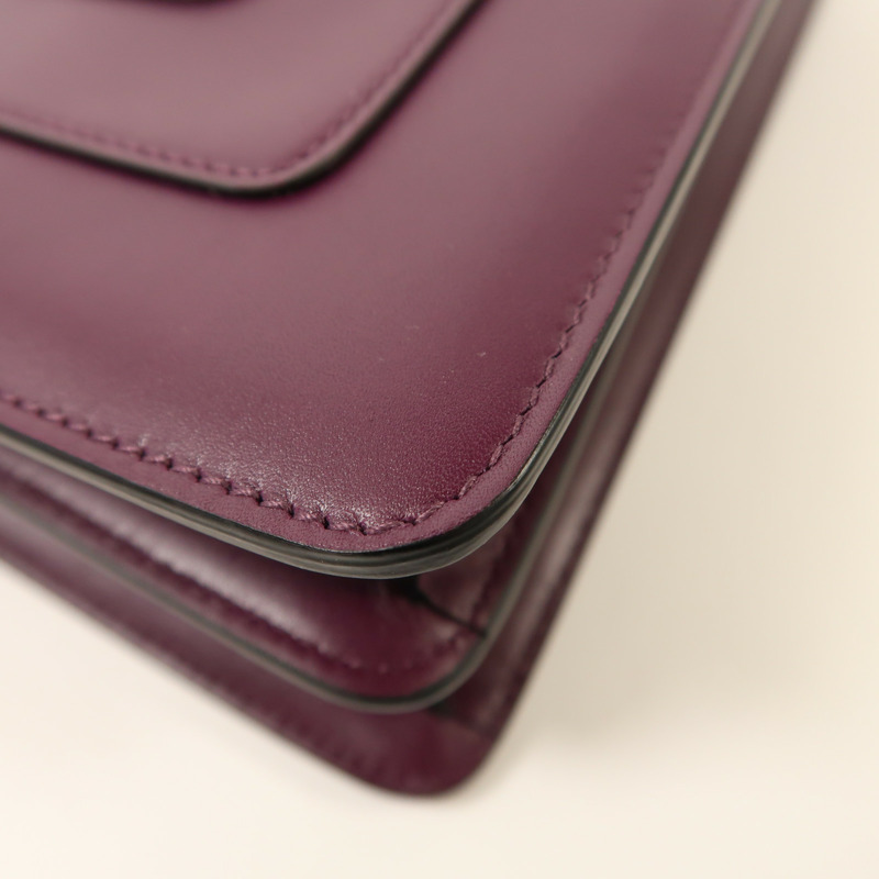 BVLGARI 牛皮皮革Serpenti Forever鏈帶肩背袋-15