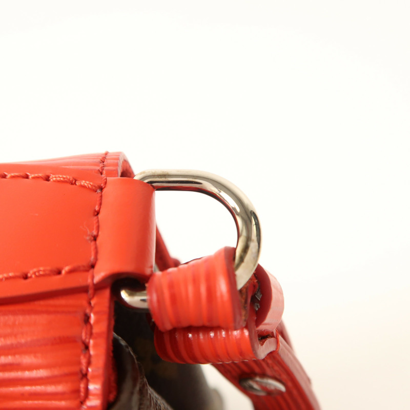 LOUIS VUITTON Monogram/Epi Saint Michel銀扣肩背袋-16