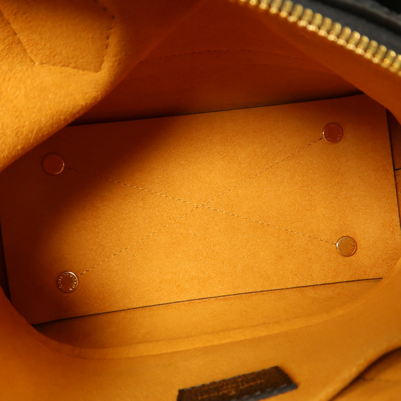 LOUIS VUITTON Monogram Empreinte Neo Alma BB金扣手挽肩背兩用袋-4