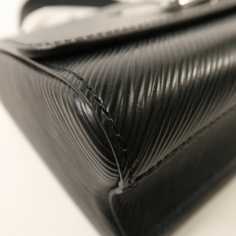 LOUIS VUITTON Epi Twist MM銀扣鏈帶肩背袋-10