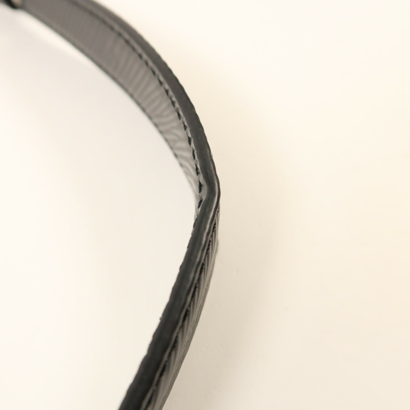 LOUIS VUITTON Epi Twist MM銀扣鏈帶肩背袋-18