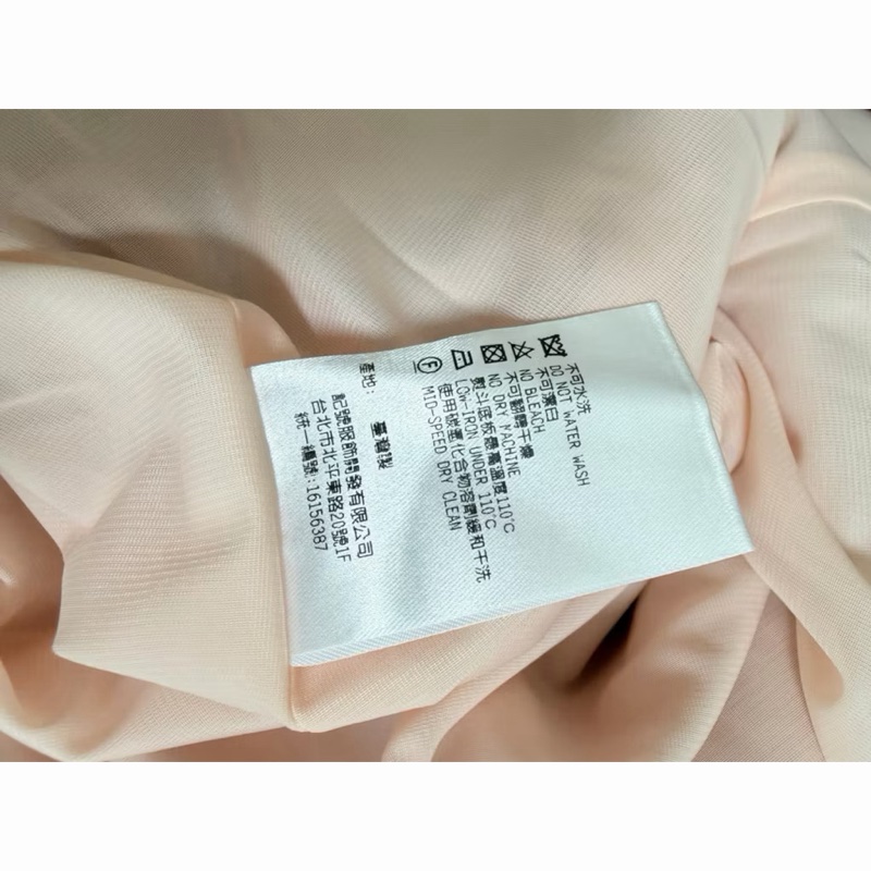 77）全新黃淑琦正品粉色露肩洋裝 M號-5