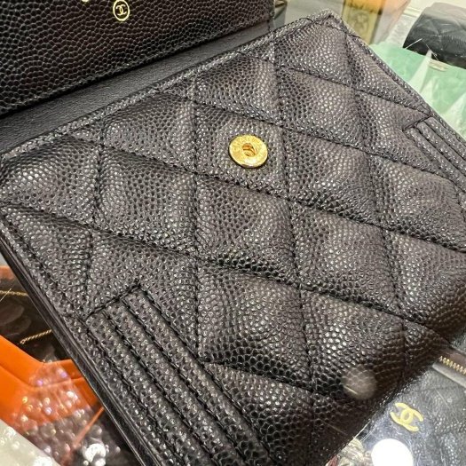 東區正精品㊣CHANEL BOY A80734 香奈兒黑色荔皮牛皮霧金釦釦式後零錢袋中短夾 RZ4516-4
