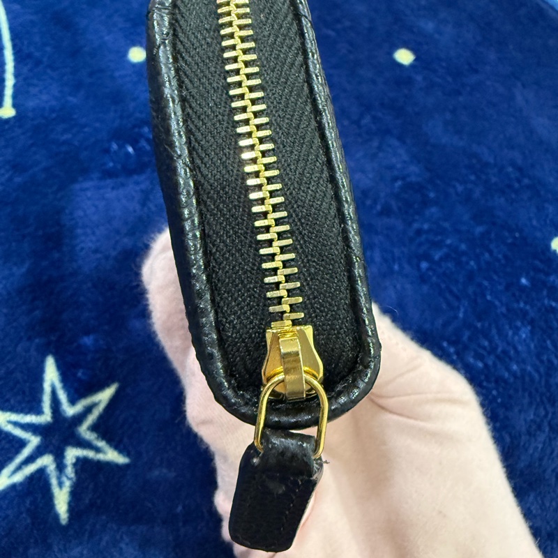 香奈兒 荔枝牛皮 ㄇ字零錢包 黑金 Chanel零錢包-3