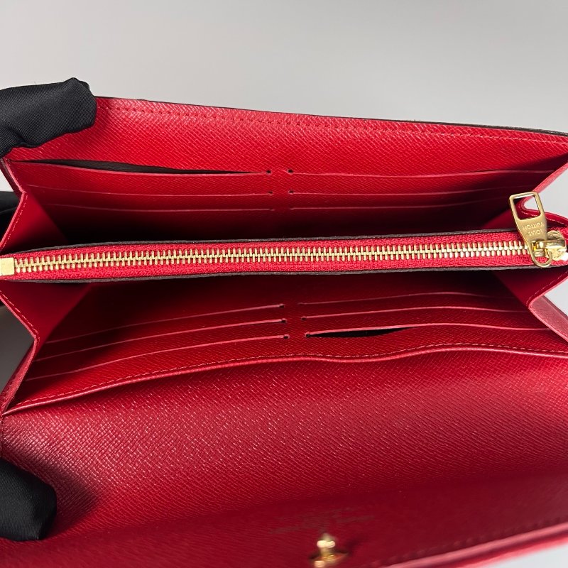 LV M61184 老花拚紅皮革掀蓋長夾-6