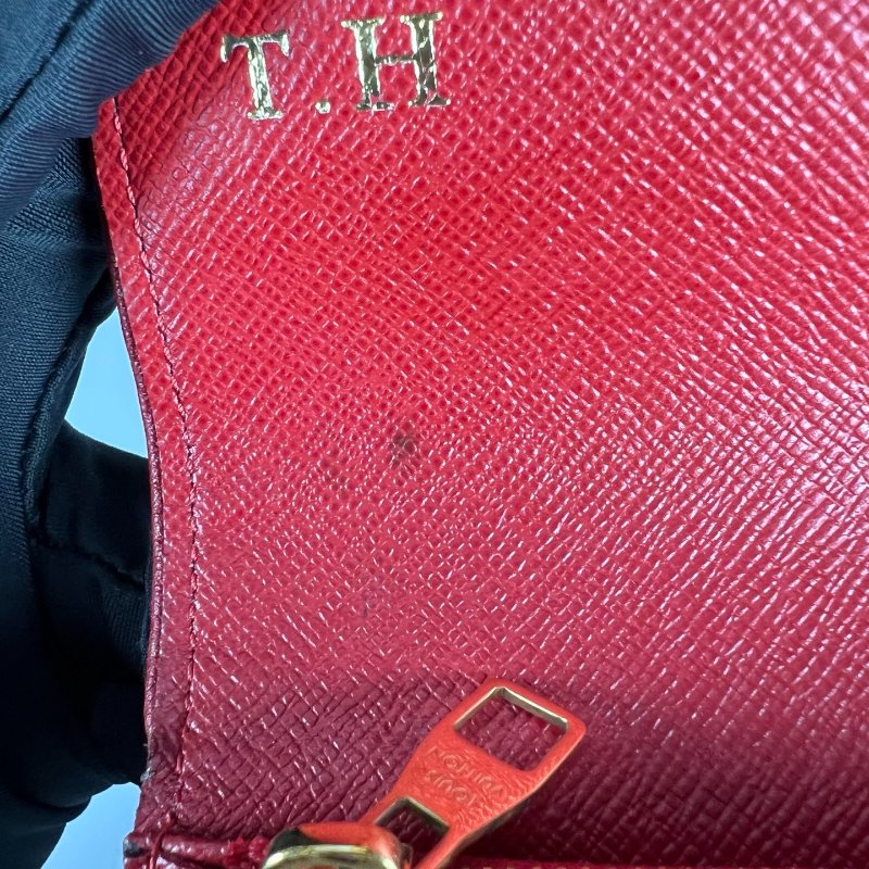 LV M61184 老花拚紅皮革掀蓋長夾-13