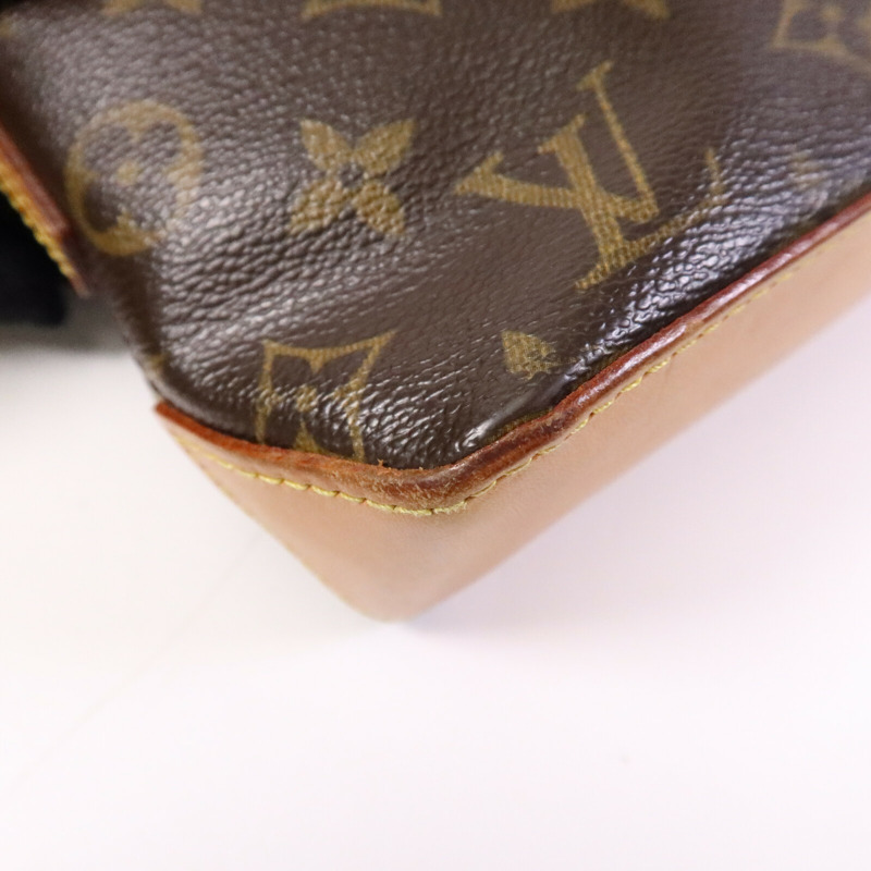 LOUIS VUITTON Monogram Trotteur金扣肩背袋-12