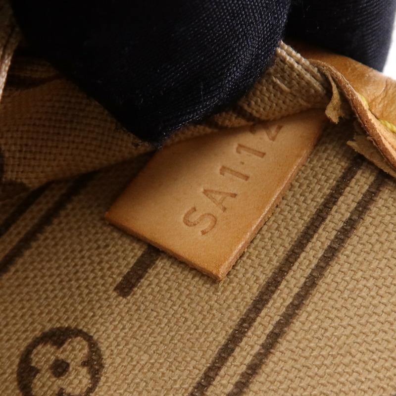 LOUIS VUITTON Monogram Neverfull MM金扣手挽袋-7