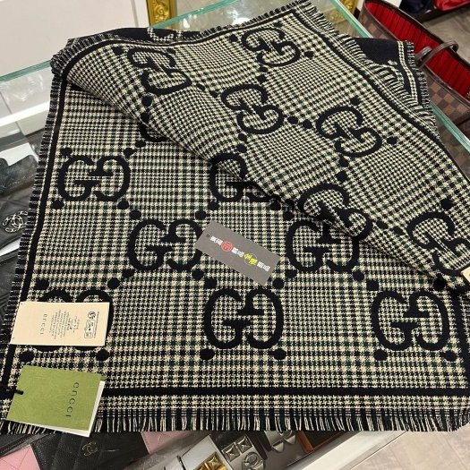東區正精品㊣GUCCI 660025 1066 全新黑色拼綠色卡其格紋雙面 GG LOGO 流蘇羊毛圍巾 RZ6194-2