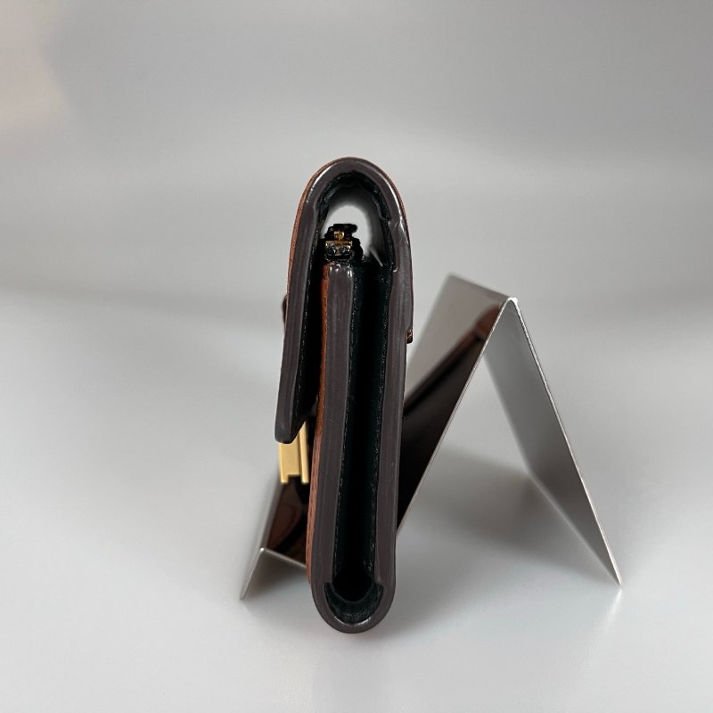 LV M68725/晶片款 達芙妮Dauphine短夾-2