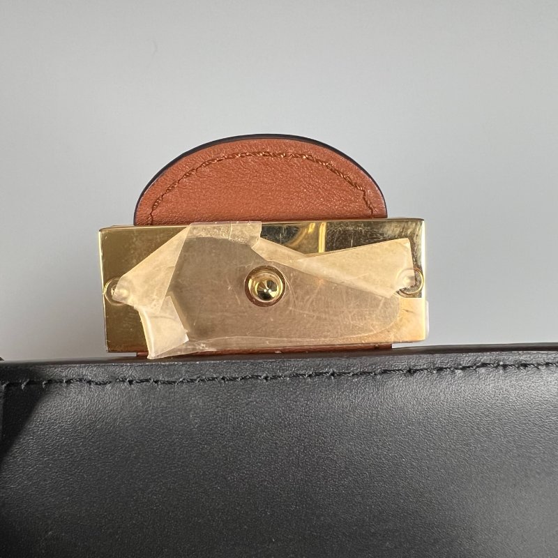 LV M68725/晶片款 達芙妮Dauphine短夾-11