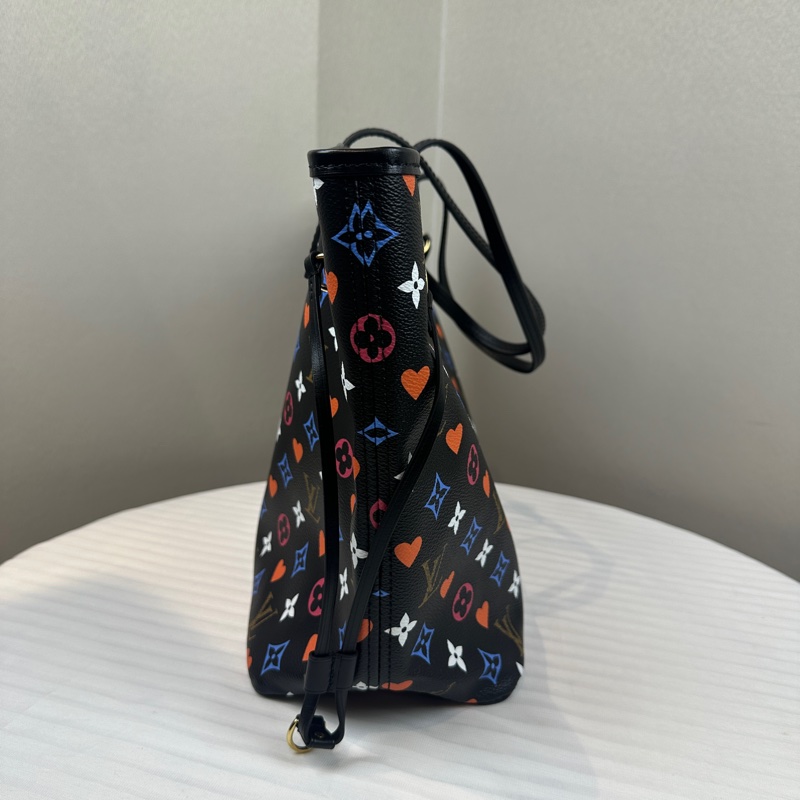 路易威登/Louis Vuitton Neverfull MM Game On 撲克牌系列中號黑色老花 31x14x28cm-5