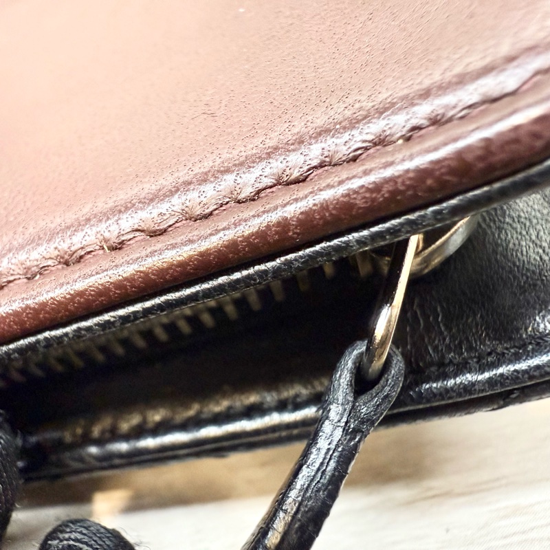 chanel黑銀羊皮前釦後拉鍊10卡中夾A48667-14