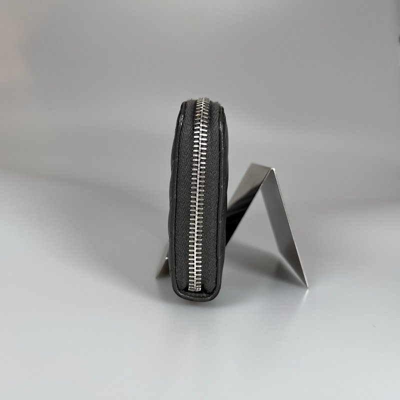 YSL 358094  灰銀魚子醬ㄇ拉長夾-2