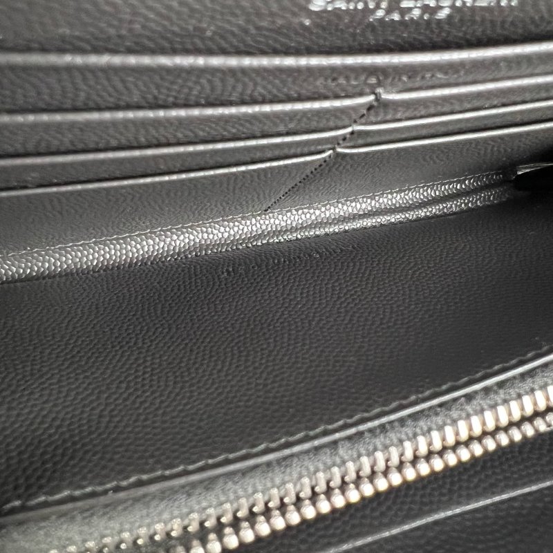 YSL 358094  灰銀魚子醬ㄇ拉長夾-7