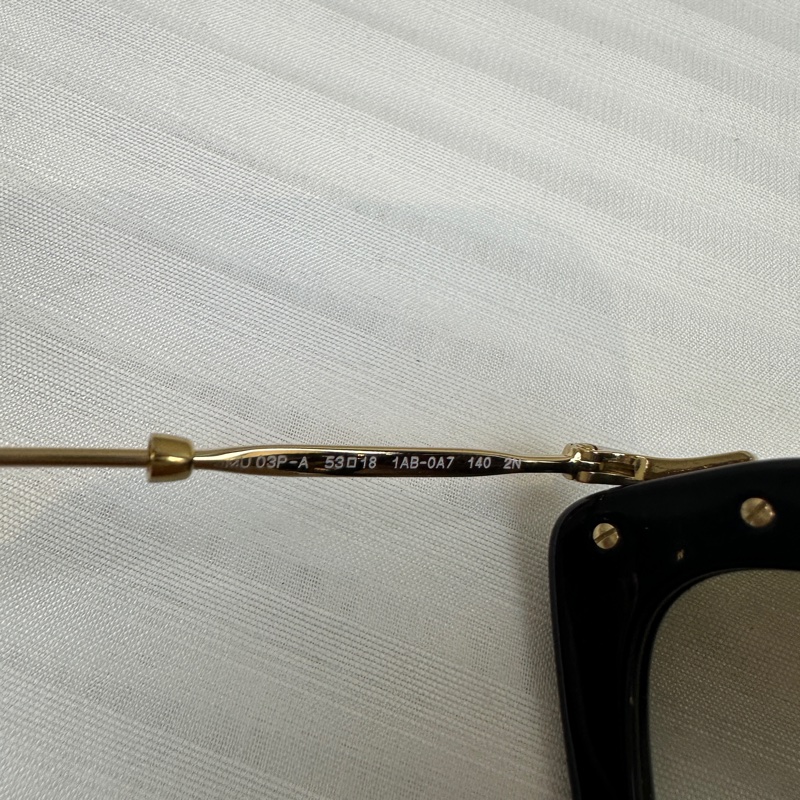 Miu Miu 黑色貓眼墨鏡 漸層太陽眼鏡-7