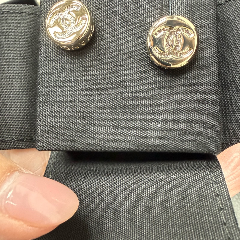 Chanel 小金幣圓形耳環 淡金 全新-2