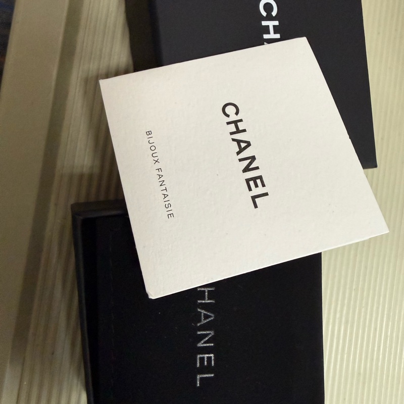 Chanel 雙CLogo 淡金雙圈滿鑽設計耳環-2