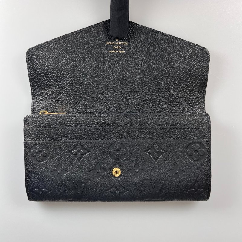 LV M61182  黑壓紋信封長夾-5