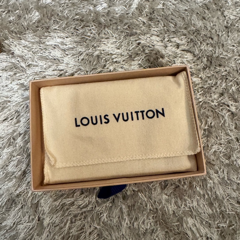 Lv monogram 經典老花啡色卡包-4