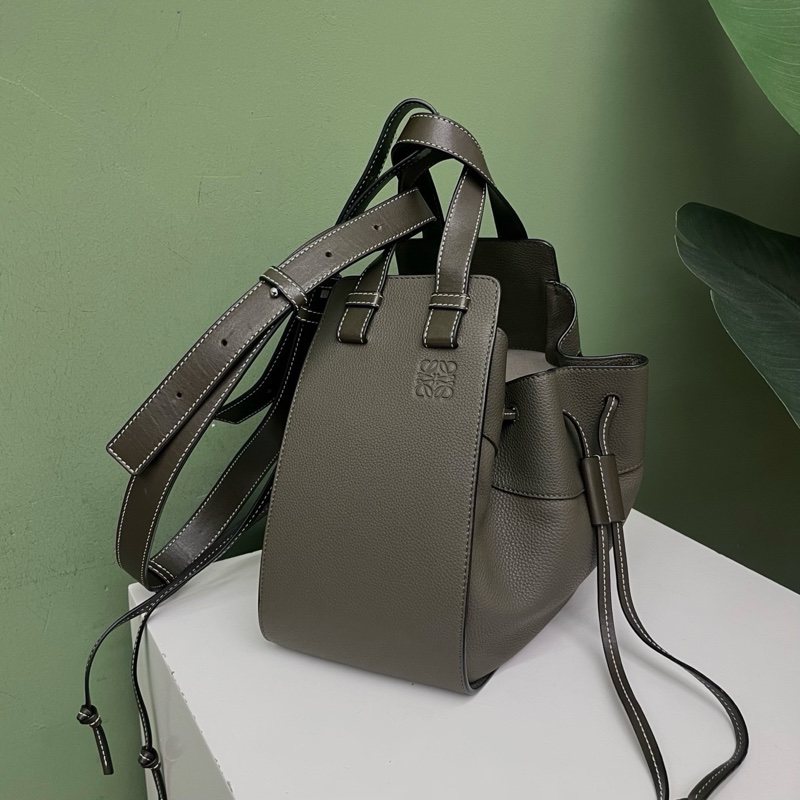 Loewe羅意威綠色吊床包-0