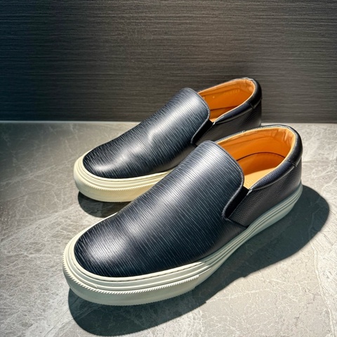 Louis Vuitton路易威登黑色皮面水波紋男鞋41碼 97新