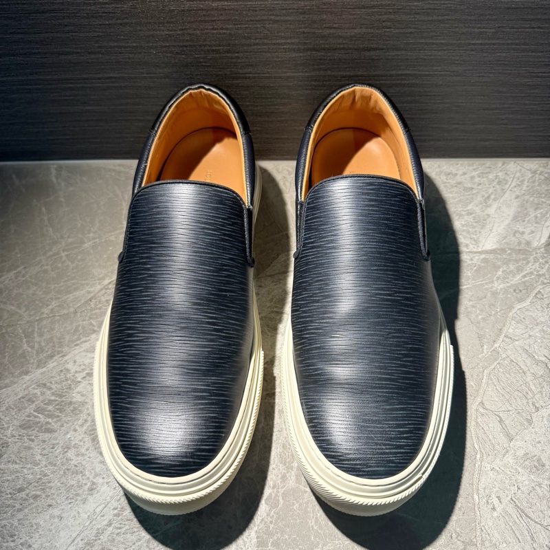 Louis Vuitton路易威登黑色皮面水波紋男鞋41碼 97新-1