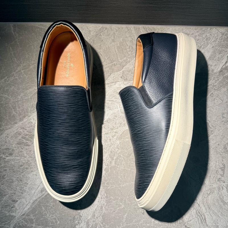 Louis Vuitton路易威登黑色皮面水波紋男鞋41碼 97新-3