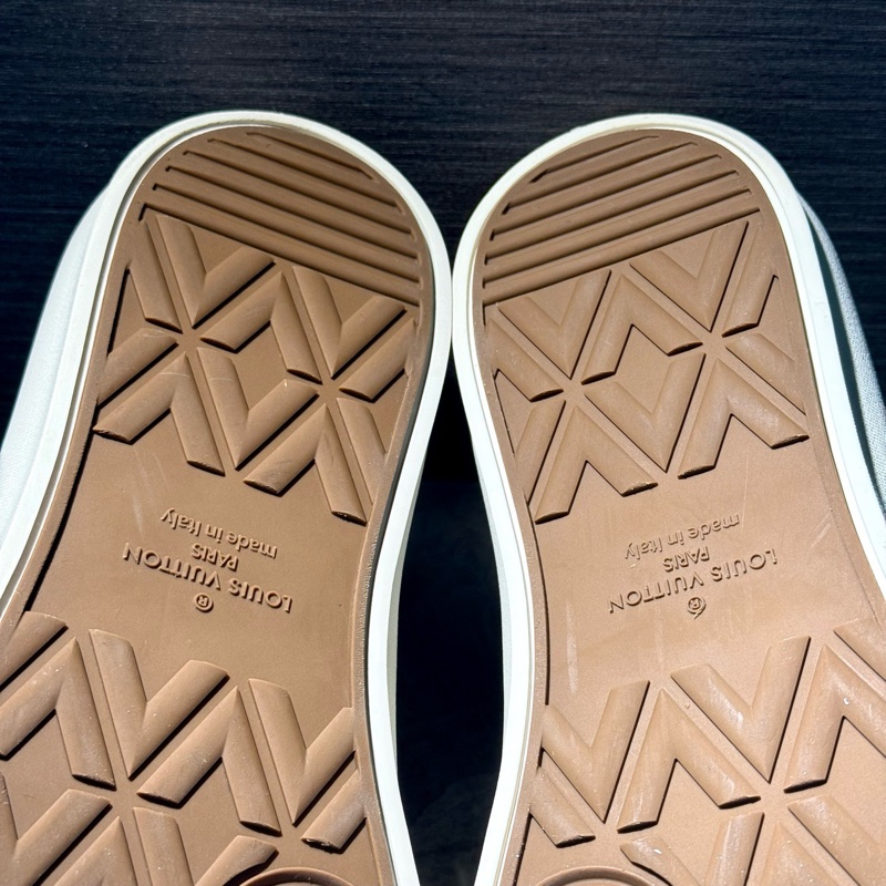 Louis Vuitton路易威登黑色皮面水波紋男鞋41碼 97新-6