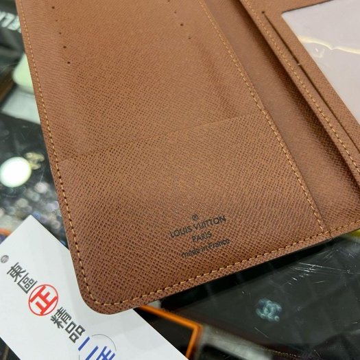 東區正精品㊣LOUIS VUITTON LV M60123 字紋曼哈頓三折釦子長夾 RA1697-4