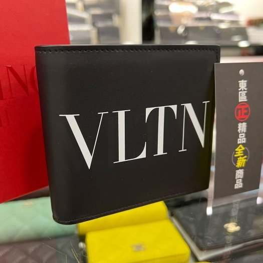 東區正精品㊣ VALENTINO VLTN 全新黑色皮革白字零錢袋短夾皮夾 RZ4431-1