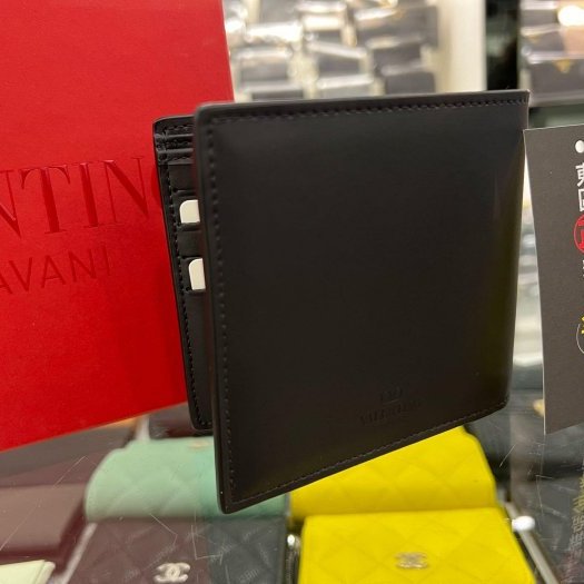 東區正精品㊣ VALENTINO VLTN 全新黑色皮革白字零錢袋短夾皮夾 RZ4431-8
