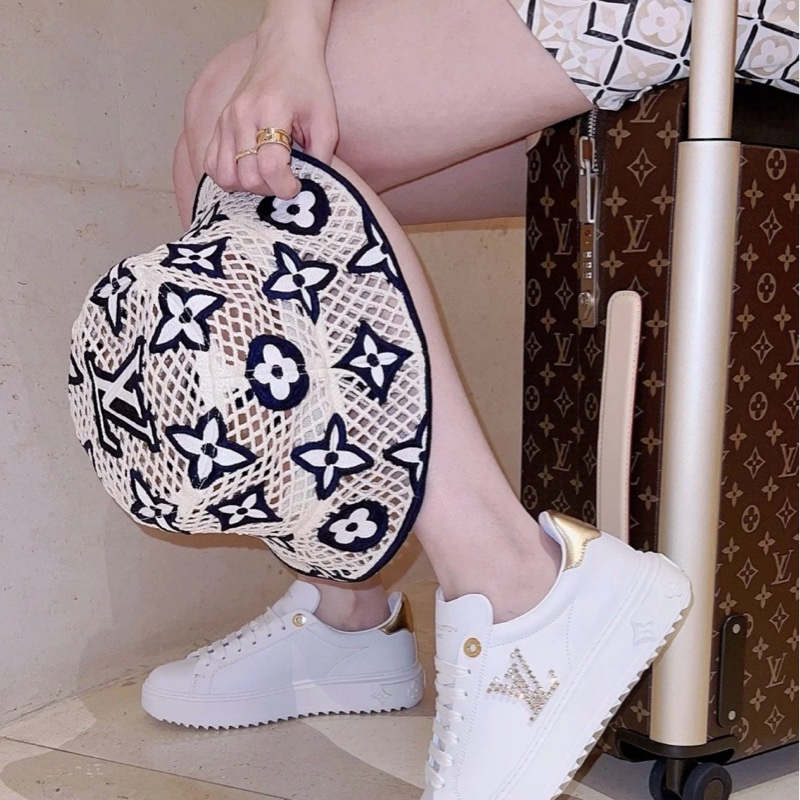 全新 LV 路易威登 新款Time out 水鑽大logo 小白鞋 35碼-4