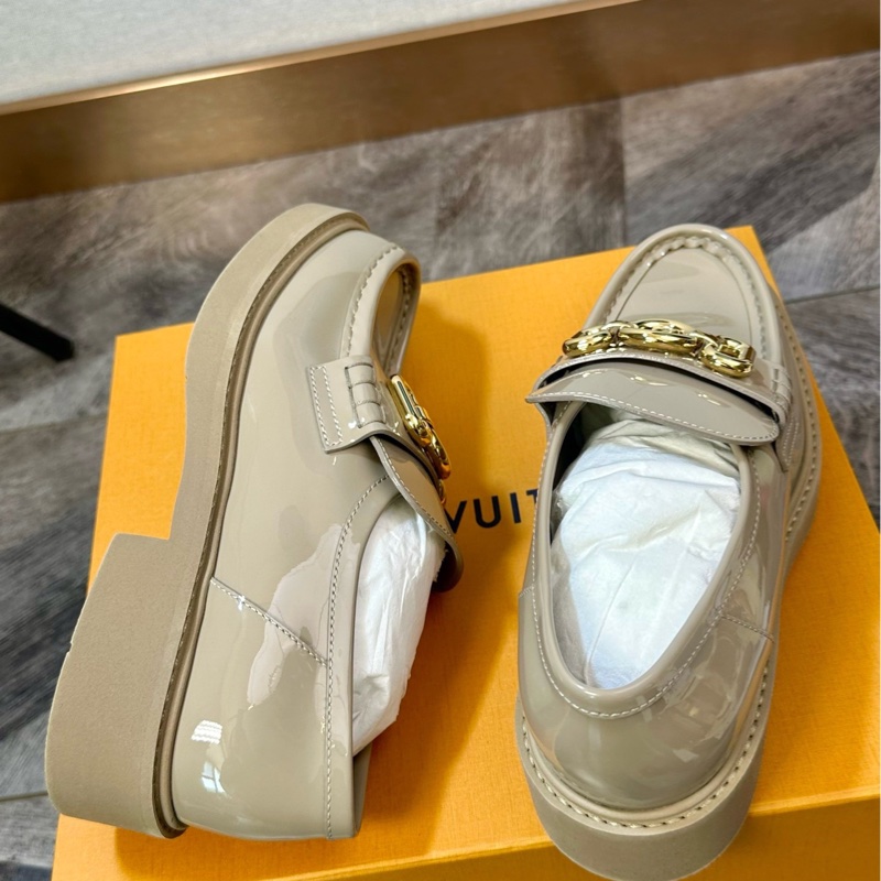 全新 LV 路易威登 Academy 皮革 新款漆皮金扣大logo 37.5碼-4