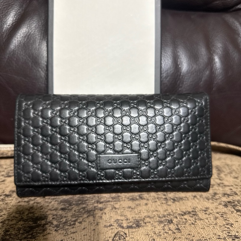 GUCCI經典壓紋長夾-1