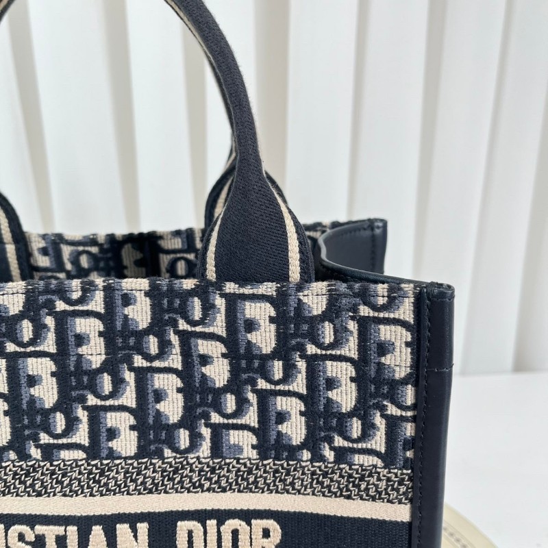 DIOR迪奧  Booktote藍色老花刺繡拼皮托特包手提斜挎包 內裡整潔 容量大 外出日常都適合-17