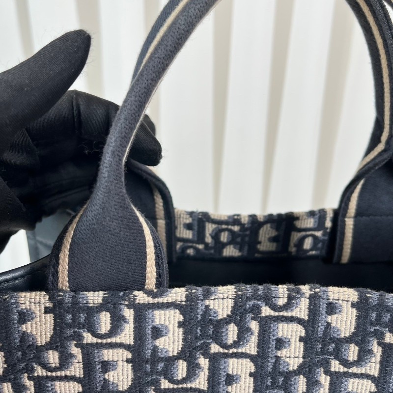 DIOR迪奧  Booktote藍色老花刺繡拼皮托特包手提斜挎包 內裡整潔 容量大 外出日常都適合-22