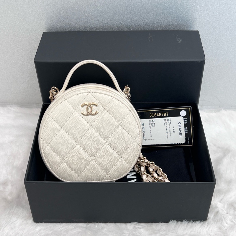Chanel白色圓餅包 mini-6