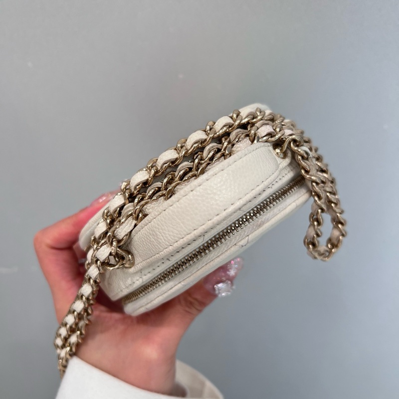 Chanel白色圓餅包 mini-7