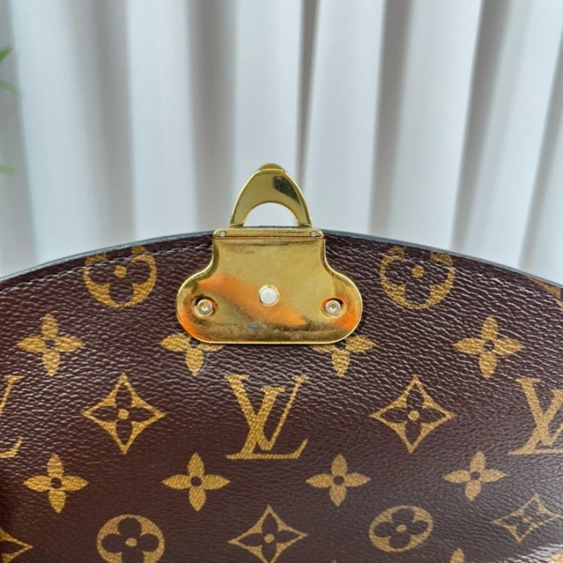 zzz LV路易威登 SAINT PLACIDE 傳奇鏈條包 紅拼老花 紅色內裡 容量剛好 適合日常使用-21