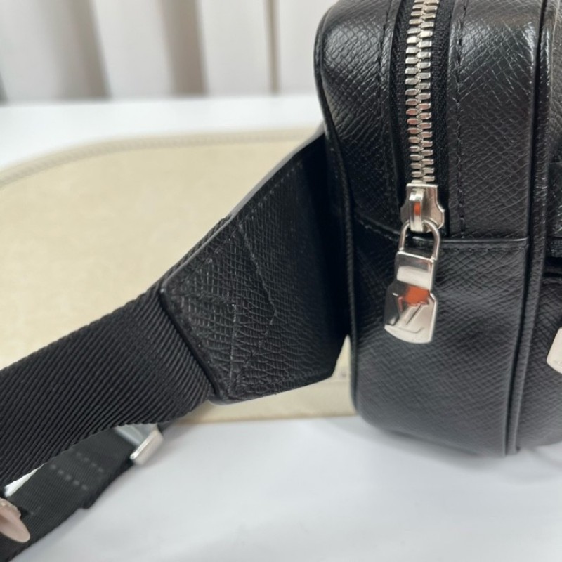 LV路易威登 老花outdoor雙層男包相機包郵差包單肩斜挎包 容量可觀 外出日常都適合-17