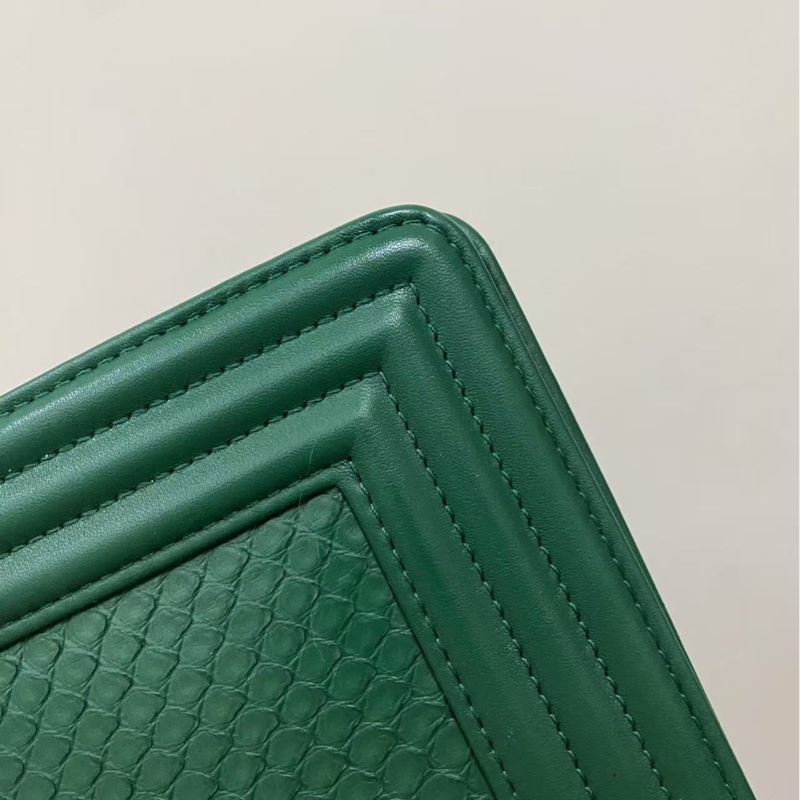 Chanel綠金蛇皮Leboy中號-2