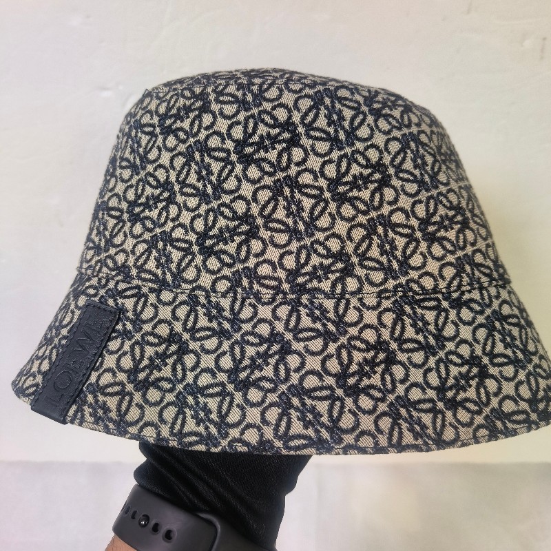 【🐴馬上下單最優惠】🧧限時降價至2/11（原$11800）【8成新】㊣✨ LOEWE ✨羅威 海軍色 雙面 皮標 漁夫帽 水桶帽 帽子 遮陽帽/二手精品/配件🌳二手樹屋🌳-3
