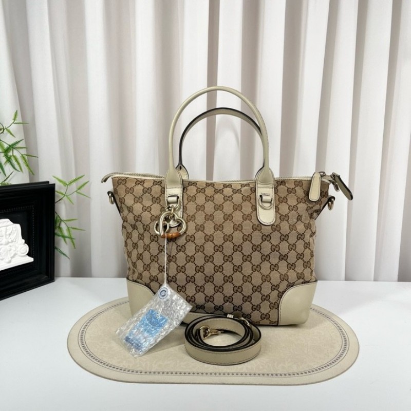Gucci古馳 白色竹節掛墜手提斜挎單肩包 經典雙G印花圖案 愛心金屬環扣設計 配有可調節肩帶 包身帆布材質 米白色皮質拼接-5