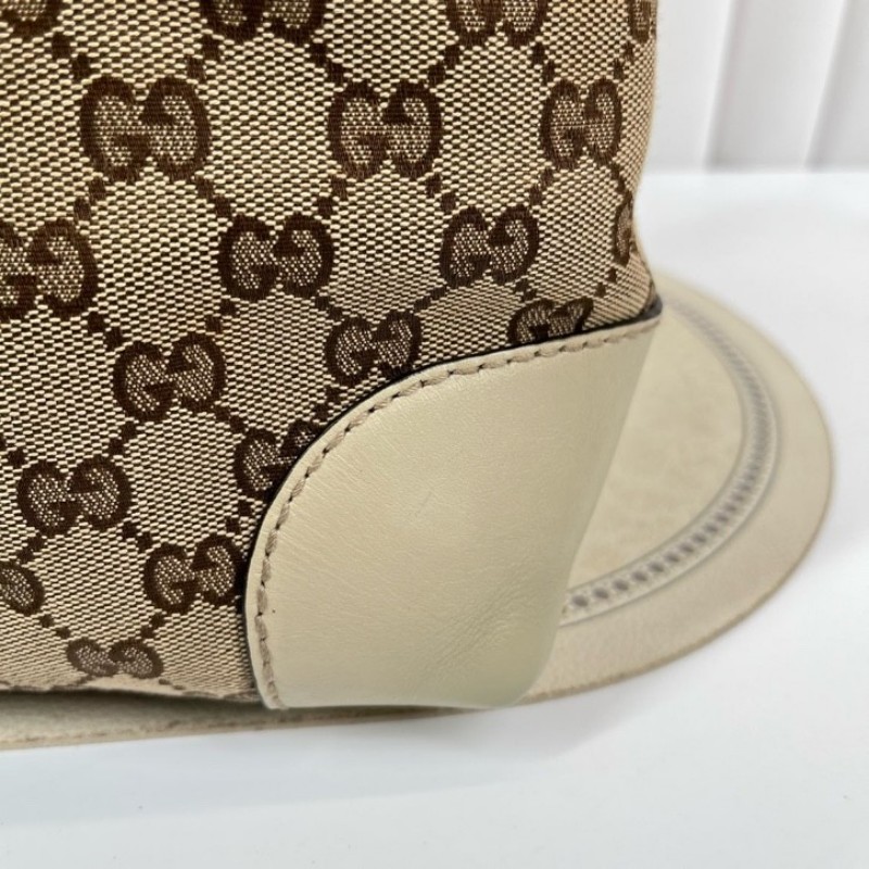 Gucci古馳 白色竹節掛墜手提斜挎單肩包 經典雙G印花圖案 愛心金屬環扣設計 配有可調節肩帶 包身帆布材質 米白色皮質拼接-10