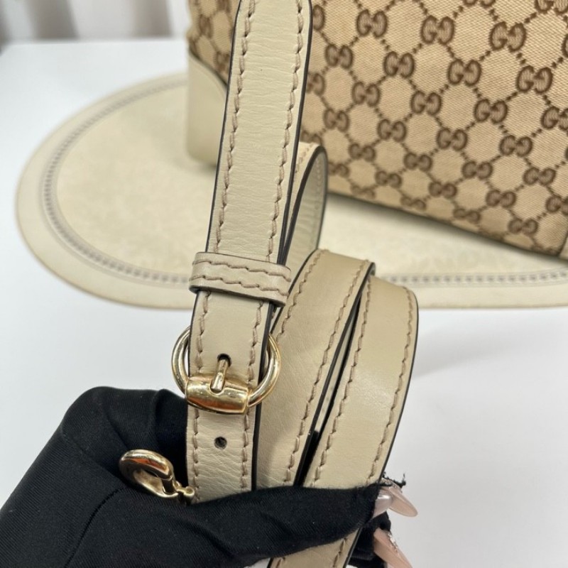 Gucci古馳 白色竹節掛墜手提斜挎單肩包 經典雙G印花圖案 愛心金屬環扣設計 配有可調節肩帶 包身帆布材質 米白色皮質拼接-20