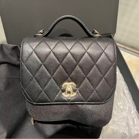 Chanel Affinity荔枝皮郵差包