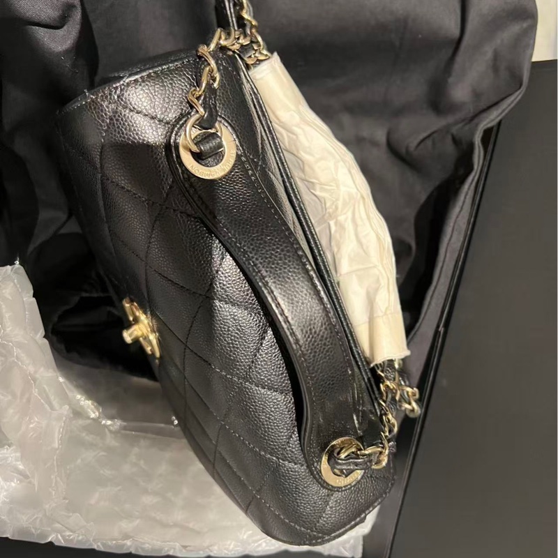 Chanel Affinity荔枝皮郵差包-2